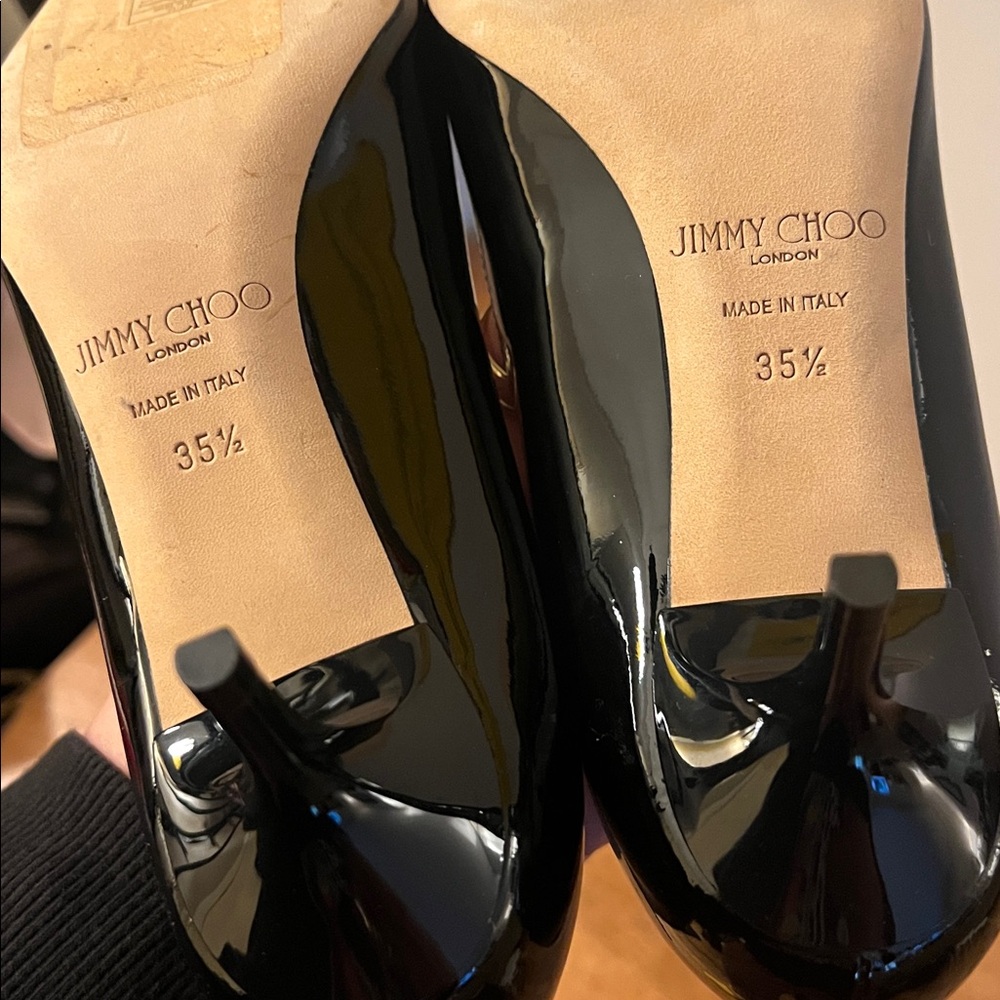 Jimmy Choo Black Patent Leather Kitten Heels – Size 35.5 (US 5.5) - Picture 9 of 9